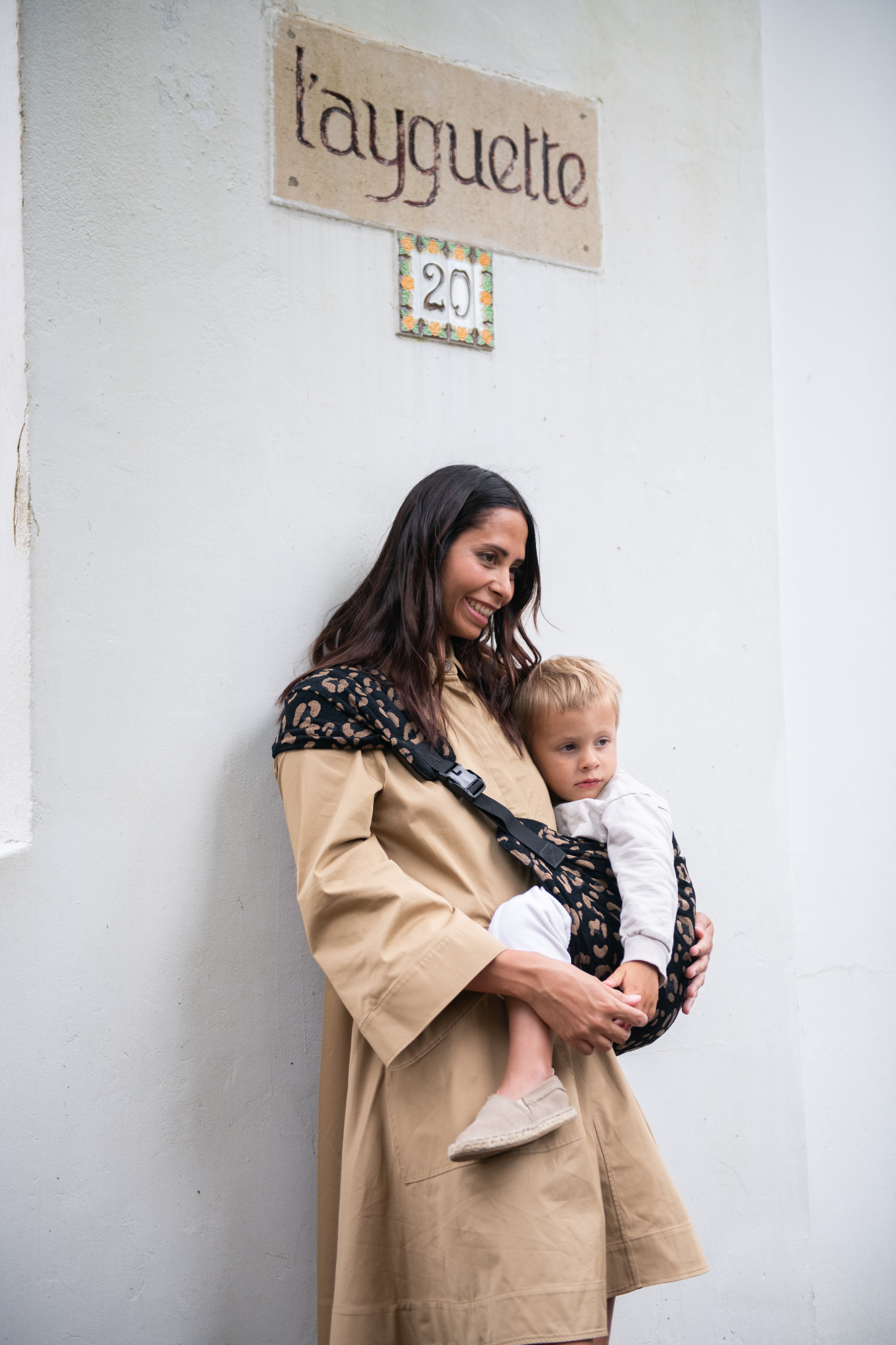 MAMA HANGS Carry &amp; Walk Jacquard