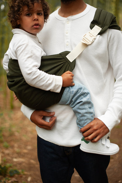 MAMA HANGS Carry &amp; Walk